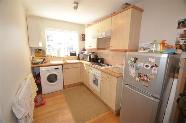 Longfield Avenue, Mill Hill